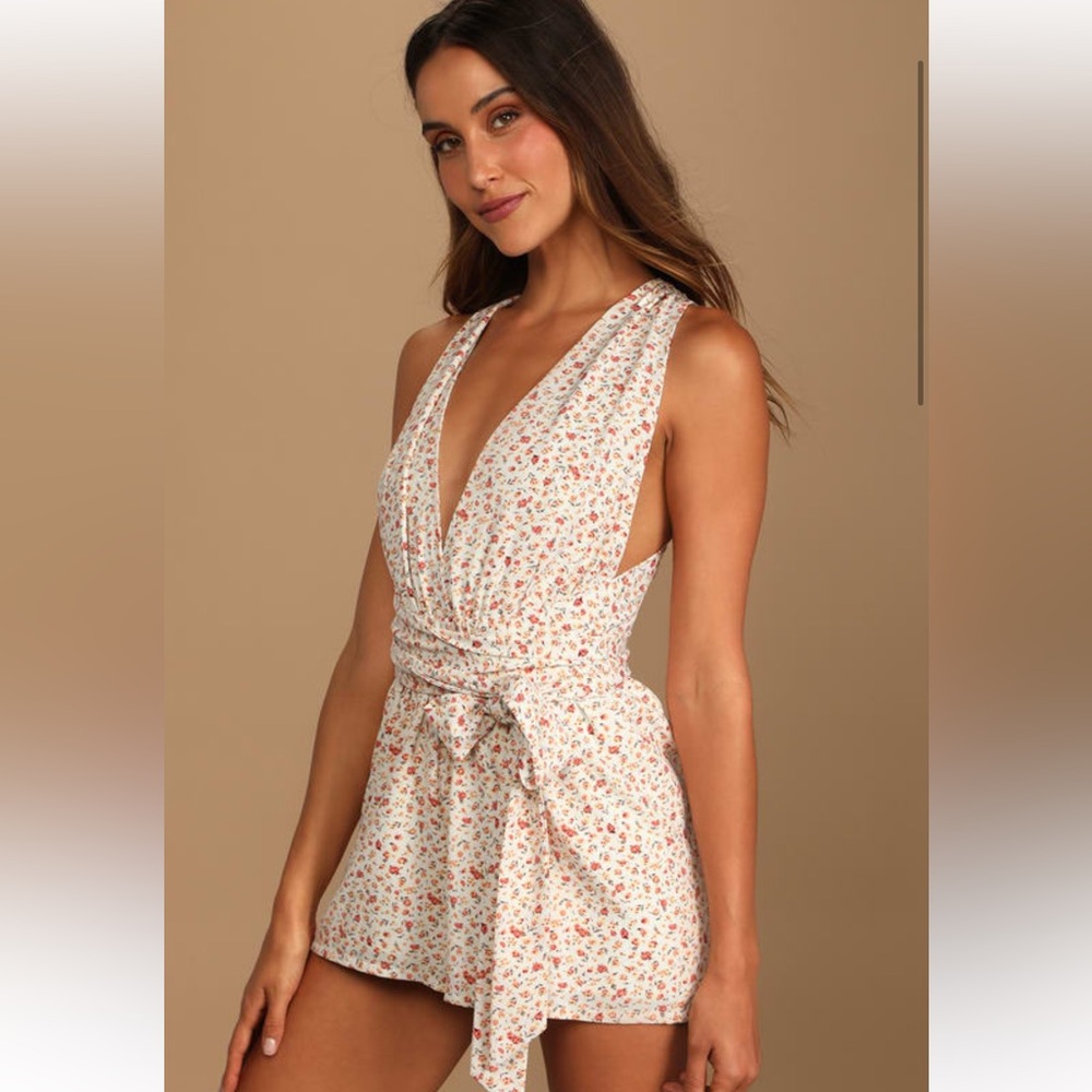 Lulus floral convertible romper